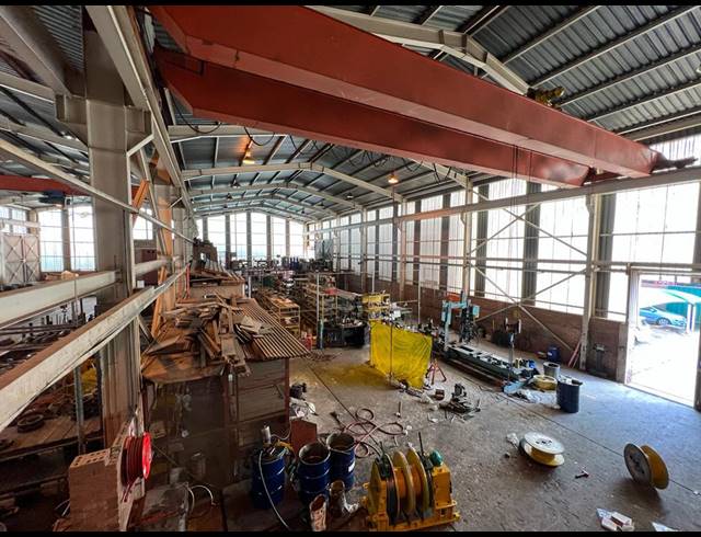 2,152M² WAREHOUSE FOR SALE IN DRIEHOEK